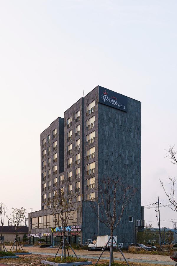Little Prince Hotel Gunsan Dış mekan fotoğraf